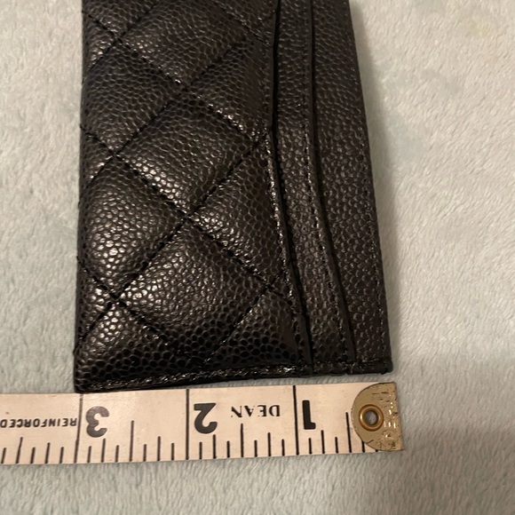 CHANEL Matelasse Caviar Skin Card Case - Picture 13 of 16